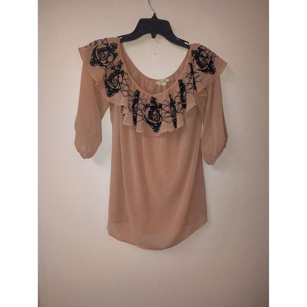 Boutique XXI Peach Chiffon Off Shoulder Ruffle Blouse Black Floral Embroidery S